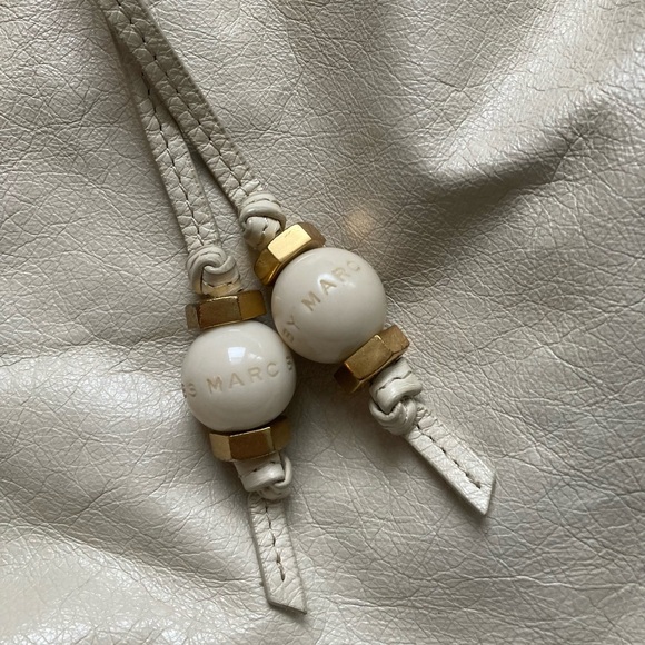 Marc by Marc Jacobs Cream Leather Hobo Workwear Shoulder Bag - Picture 6 of 7